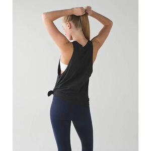 Lululemon Tie & Go Tank Top in Heathered Black